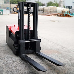 Apilador eléctrico 2025 1500kg 2000kg Apilador de elevación de palés eléctrico Carretilla elevadora Contador Apilador sin piernas para la venta - Product Image 4