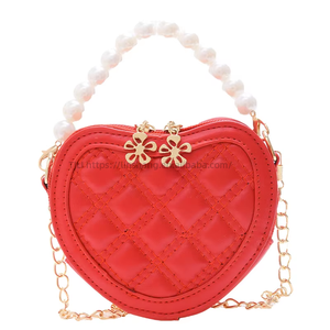 Wholesale New Fashion Women's Heart Love Shape <b>Handbags</b> Single <b>Chain</b> Kids Candy Pvc Bags - Product Image 5