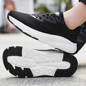 Chaussures de course unisexes à bout large en maille respirante, style pieds nus, pour pieds larges et épais, en stock - Product Image 2