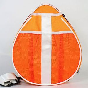 Mochila de pickleball BSCI personalizada, resistente al agua, acolchada y tipo bandolera para palas de pickleball - Product Image 4
