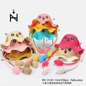 Sombrero de Paja con Borde Ondulado y Cara Sonriente de Dibujos Animados para Niños, Talla Única, Sombrero de Playa, Bordado a Mano con Hierba Natural - Product Image 1