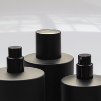 Flacons en verre à col serti pour parfum et mascara, 30ml, 50ml, 100ml, noir mat, avec atomiseur, emballage cosmétique vide, personnalisables avec logo