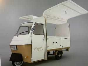 Camion de restauration multifonctionnel d'usine à 3 roues, van à café, bar à bière, chariot à hot-dogs, <span class=keywords><strong>moteur</strong></span> électrique, Ape USA Food Truck - Product Image 1