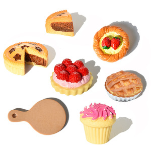 Nouveau modèle de <span class=keywords><strong>simulation</strong></span> alimentaire : pain, gâteau, miniatures en résine, cabochons à dos plat, jouet pour maison de poupée, artistique peint à la main pour coque de téléphone - Product Image 1