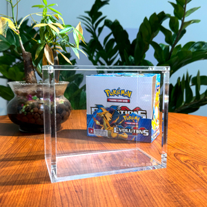 Boîte de présentation en acrylique transparente TCG Premium pour boosters <span class=keywords><strong>Pokémon</strong></span> anglais, design écologique résistant à l'eau, portable pour collectionneur - Product Image 3