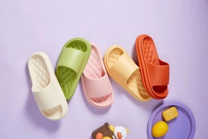 Nuovo tipo <span class=keywords><strong>di</strong></span> <span class=keywords><strong>pantofole</strong></span> morbide per la casa estiva con suola spessa per le donne all'ingrosso bagno interno donna pantofola doccia - Product Image 5