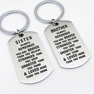 Ensemble collier et porte-clés ZRM style médaille pour frères et sœurs, en acier léger, avec gravure personnalisée, idéal pour les cadeaux - Product Image 1