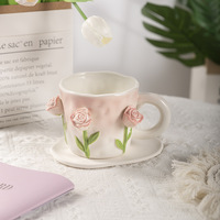 Tasse en céramique 3D originale de fleur de tulipe peinte à la main de fille de coeur de cloche de vent de fleur tasse de cadeau de vacances