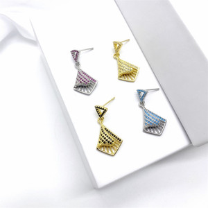 Pendientes Geométricos con Cristales Microincrustados, para Uso Diario, Forma de Lágrima, Diseño Irregular, con Circonita - Product Image 4