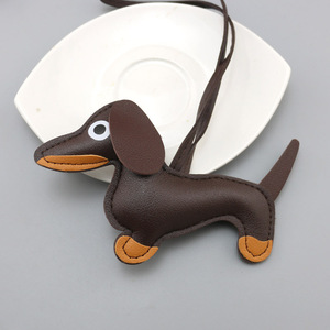 Pendentif porte-clés mignon en cuir PU motif chien saucisse, <span class=keywords><strong>cheval</strong></span>, chat, animal, accessoire <span class=keywords><strong>de</strong></span> sac, breloque pour sac à main, vêtement, voiture - Product Image 3