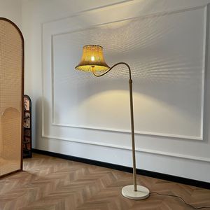 Lampe sur pied vintage Vision Crown en bois massif, source de lumière LED, commande par interrupteur, pour salon, chambre à coucher, usage domestique - Product Image 1