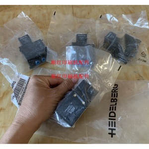 Vanne solénoïde Heidelberg JMEBH-4/2-QS-6-SA pour pièces de machines d'impression offset - Product Image 1
