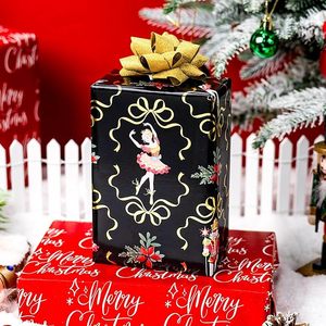 Papier d'emballage de Noël à motif Casse-Noisette danseur de ballet, rouge et noir, double face, papier métallisé, papier d'emballage doré - Product Image 1