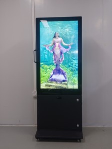 Afficheur numérique intelligent double face 43 pouces, étanche IP65, 4K, avec système d'exploitation Android 11/Windows pour une utilisation en extérieur, centres commerciaux - Product Image 1