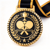 Médaille de Tennis de Table Personnalisée Plaqué Or Émail Noir Pagaies Croisées Relief 3D Récompense pour le Championnat