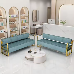 Banc d'attente commercial moderne et élégant en similicuir noir avec cadre doré, confortable et durable, idéal pour les salons de beauté (vente en gros) - Product Image 3