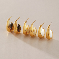 Boucles d'oreilles clous en acier inoxydable plaqué or 18 carats PVD, résine crème ambrée translucide effet marbré, collection automne vintage J&D Designer