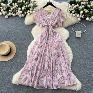 Zomerjurk van chiffon met bloemenprint, gekruiste V-hals, geruite mouwen, gerimpelde taille, gelaagde gerimpelde zoom, elegante lange jurk - Product Image 3