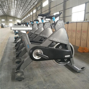 <span class=keywords><strong>Bicicleta</strong></span> magnética para interiores, asiento aeróbico, <span class=keywords><strong>bicicleta</strong></span> deportiva de acero ajustable con volante giratorio y rueda de transporte - Product Image 4