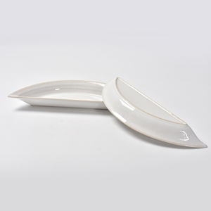 Set di Tre Piatti in Ceramica di Alta Qualità, Ecologici, Design Moderno Personalizzabile, Vassoi per Dim Sum, per Occasioni Festive - Product Image 5