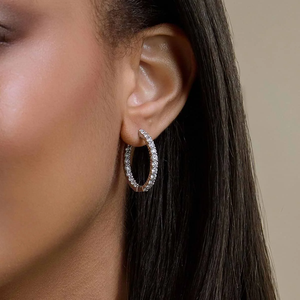 Boucles d'oreilles créoles 2 carats en diamant de laboratoire rond pour femme, élégantes, scintillantes, bijoux fins, cadeau de luxe minimaliste - Product Image 3