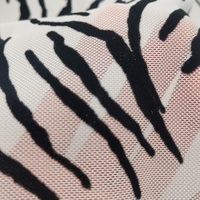 Tissu imprimé léopard pour vêtements, tissu élastique en velours imprimé, tissu en flanelle zèbre, tissu en dentelle, tissu brodé motif vache