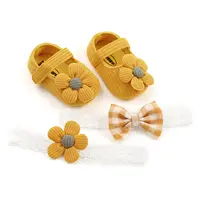 Offre Spéciale 0-1 ans fleur bébé chaussures avec bande de cheveux nouveau-né filles d'anniversaire cadeau boîte chaussures enfant en bas âge chaussures bandeau 3-pièces ensemble