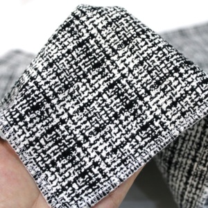 Offre Spéciale en gros élégant Textile doux Tweed noir blanc tricot Plaid laine laine Polyester tissu <span class=keywords><strong>pour</strong></span> dame robe costume vêtement - Product Image 2