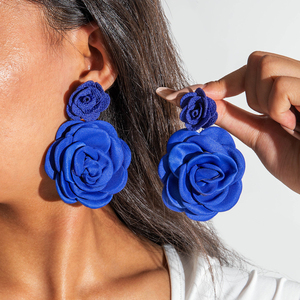 Pendientes de Flor con Estilo de Vacaciones de Verano, Ligeros y de Lujo, Diseño Simple y Exclusivo, Pendientes de Moda para Mujer, Joyería al por Mayor - Product Image 5