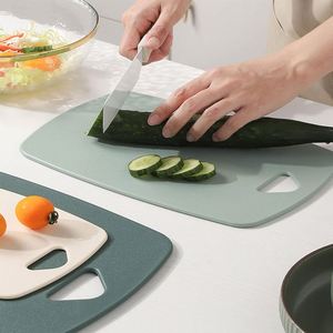 Ensemble de planches à découper professionnelles multicolores personnalisées, compatibles lave-vaisselle, en plastique PP, pour fruits et viandes en cuisine - Product Image 4