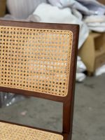 Fauteuil de salon moderne nordique, structure en bois massif durable, design en rotin