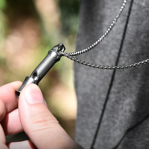 Sifflet d'urgence en titane BST-TI en plein air survie d'urgence Camping randonnée sifflet fort entraînement sport porte-clés sifflet - Product Image 5