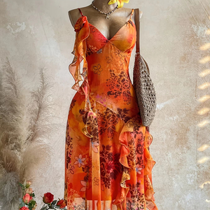 Robe midi vintage bohème à imprimé floral, asymétrique, à taille haute, à bretelles spaghetti, avec bordure à volants, col en V, en tissu de mousseline - Product Image 1