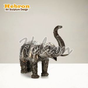 ของตกแต่งคริสต์มาสโลหะสั่งทำขายส่ง ชุดนัทแครกเกอร์รูปทหารกษัตริย์ ซีรีส์ขนมหวาน ชุดสามชิ้น ของตกแต่งตั้งโต๊ะ - Product Image 6