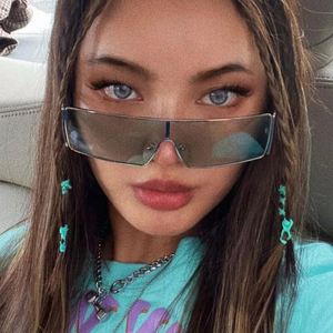 Gafas de Sol Cuadradas Extra Grandes de Moda para Mujer con Logotipo Personalizado, Gafas de Sol UV400 con Montura de Aleación Estilo Y2K Steampunk para Dama - Product Image 4