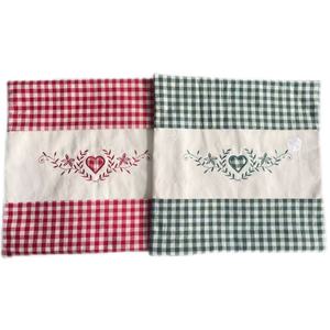 Cuscino per divano in cotone eco-friendly con motivo ricamato e stampa del prodotto - Product Image 4