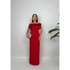 Robe de soirée élégante en satin blanc à col bateau avec imprimé floral, taille empire, silhouette fourreau - Product Image 1