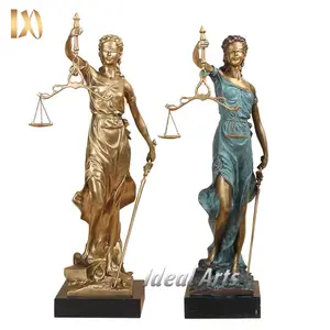 A buon mercato home decor bronzo statua in metallo la dea della signora giustizia donna greca statua color oro ufficio scultura desktop