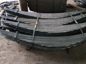 Nhà Sản Xuất Lò Xo Lá Chuyên Nghiệp Cung Cấp Lò Xo Lá Khác Nhau Cho Xe Moóc Xe Tải Khác Nhau - Product Image 4