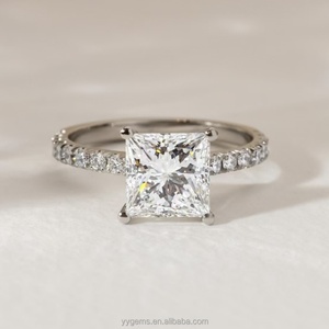 Anillo de Diamante Cultivado en Laboratorio de 2 Quilates, Corte Brillante Princesa, Oro Blanco Sólido de 18K, Diseño Clásico para Celebraciones de Aniversario - Product Image 2