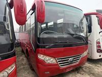 Autobús de Lujo Diésel Euro 3 con Volante a la Derecha, Manual, para Grandes Viajes, Eventos Empresariales, Excursiones de Larga Distancia, Turismo
