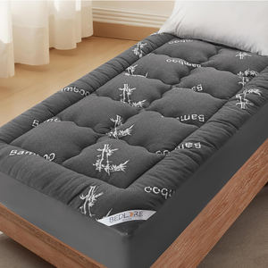 Покрывало из бамбука и вискозы - Product Image 1