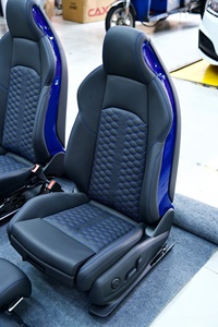Kit de Cojines Deportivos S4 S5 Mejorados y Fundas de Cuero Personalizadas de Lujo Impermeables para Asientos de <span class=keywords><strong>Carreras</strong></span> para Audi A4 A5 B9 2017-2024 - Product Image 4