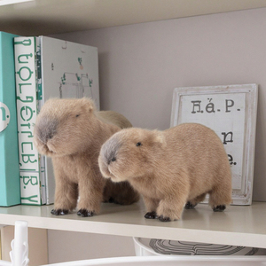 Estatua de Capybara hecha a mano, piel sintética ultra suave no rellena artesanal para decoración de estante de escritorio de guardería, regalo coleccionable Diwali Ramadán - Product Image 2