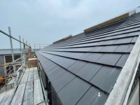 Système de tuiles solaires durables avec module solaire à contact arrière transparent, tuiles photovoltaïques, module de cellule solaire, tuiles de toiture pour la construction résidentielle