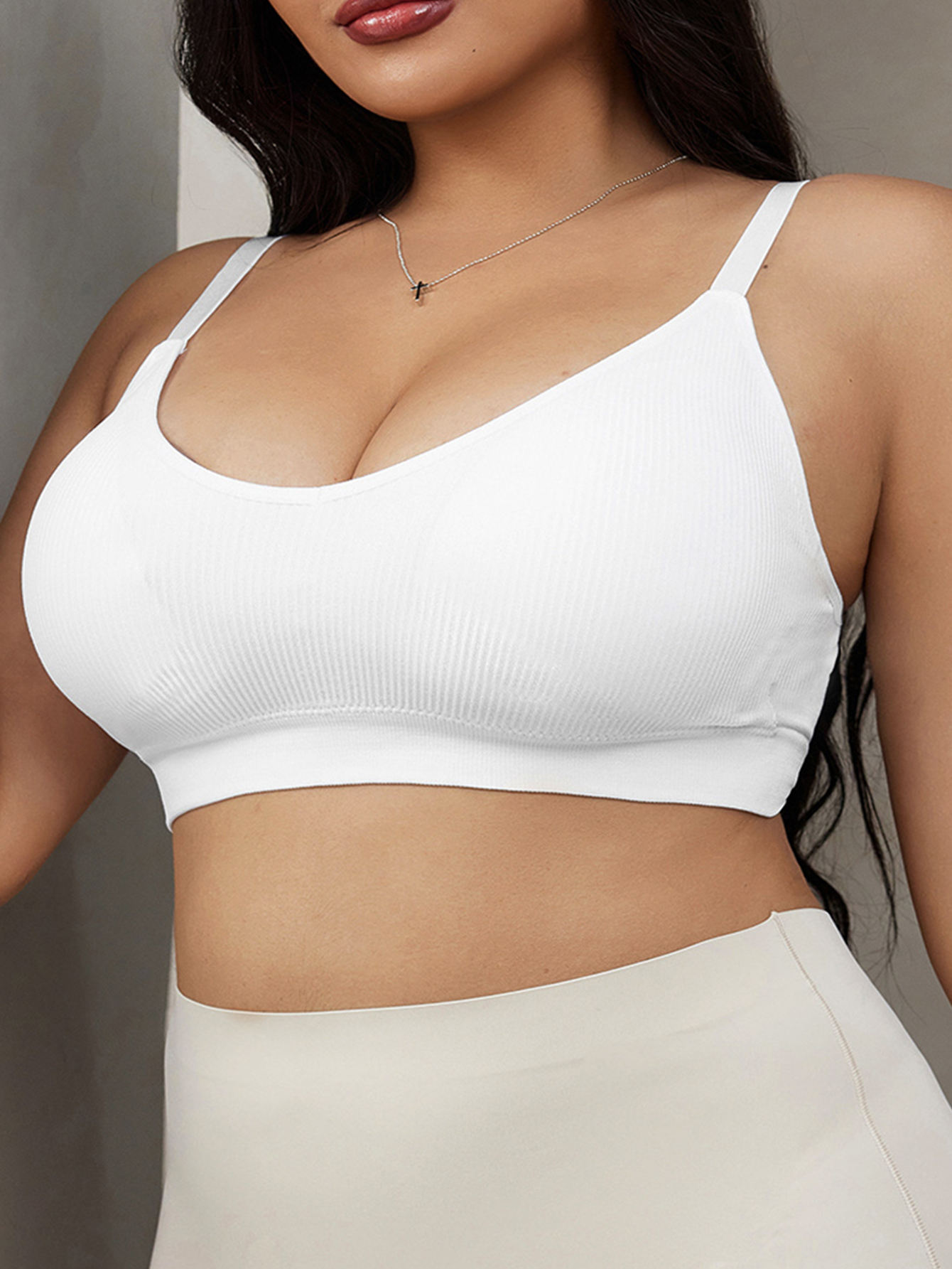 Wholesale Plus Size Underwear Bra for Women Breathable and Soft Lingerie Seamless Bra