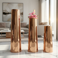 Jardinière en métal rose doré moderne de luxe, pot à fleurs en acier inoxydable de grande taille pour le sol et vase haut pour la décoration intérieure