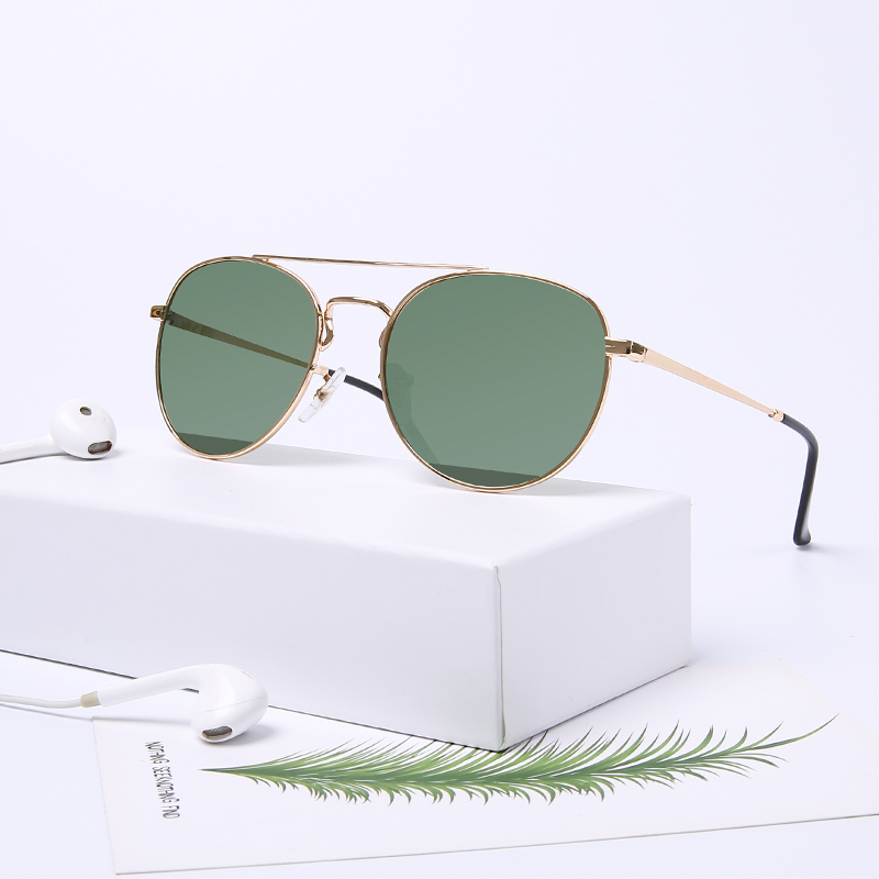 Solvue Polarized Aviator Sunglasses For Men – Retro Double Bridge UV400 Protection Shades