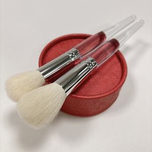 <span class=keywords><strong>Pinceau</strong></span> <span class=keywords><strong>de</strong></span> maquillage en poils <span class=keywords><strong>de</strong></span> chèvre blancs avec manche transparent pour le blush, la poudre, la <span class=keywords><strong>mousse</strong></span> nettoyante, le lavage du visage - Product Image 1