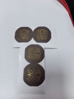 Étiquette adhésive personnalisée imperméable OEM ODM pour boissons et aliments, autocollant graphique en vinyle de dessin animé pour fruits, bière et toutes les boissons/aliments